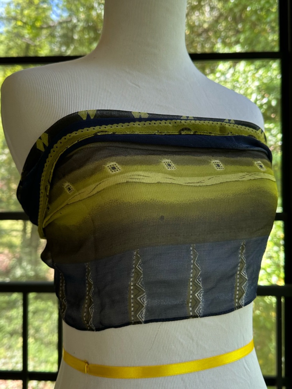 Chico’s Silk Oblong Scarf Artsy Boho Royal Blue & Lime Green Colorblock Designs - Picture 16 of 17